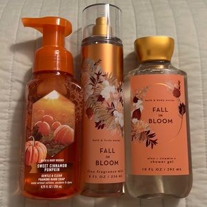 Bath and Body Works Fall in Bloom Set